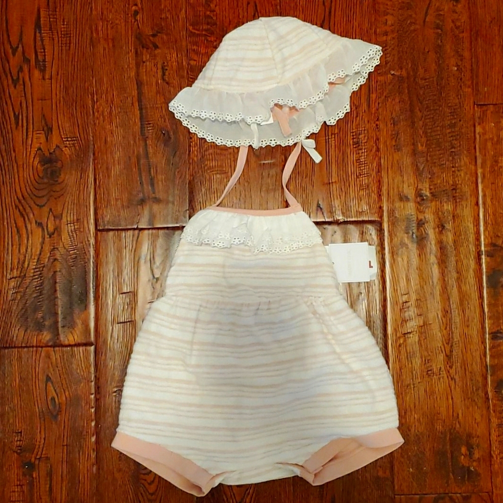 Baby girl one-piece with matching hat